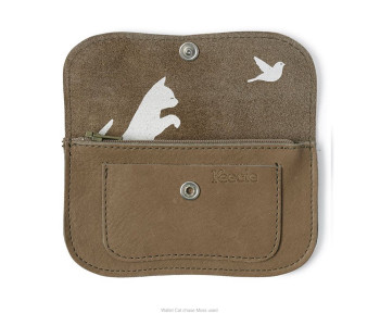 Wallet Cat chase by Dutch design brand Keecie at amstory.com