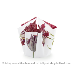 Folding vase with bow Tulips by Jacob Marrell at shop.holland.com