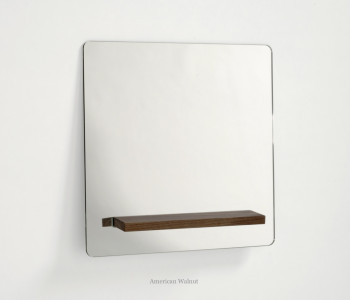 Der Lazy Mirror von Frederike Top ist 60 Zentimeter breit, 60 Zentimeter hoch und 12 Zentimeter tief. Er besteht aus Spiegelglas und Holz